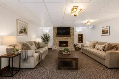 Living - 1427 Brandywine Dr, Munster, IN 46321 photo 4 of 4