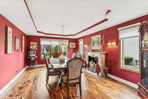 Dining - 1427 Brandywine Dr, Munster, IN 46321 photo 1 of 2