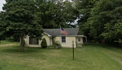 5034 N 400, La Porte, IN 46350