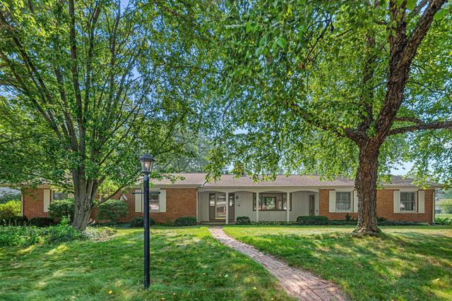 3702 Harmony Ct, Valparaiso, IN 46383