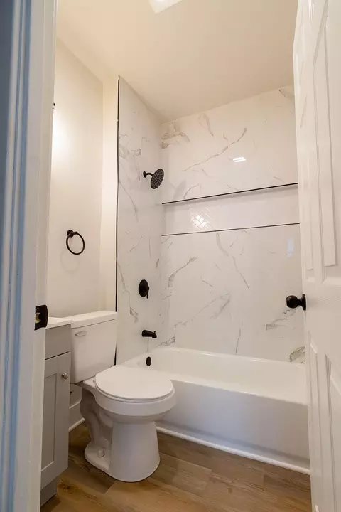 Bath - 2180 Massachusetts St, Gary, IN 46407 photo 1 of 3