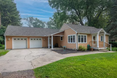 2168 W 18th St, La Porte, IN 46350