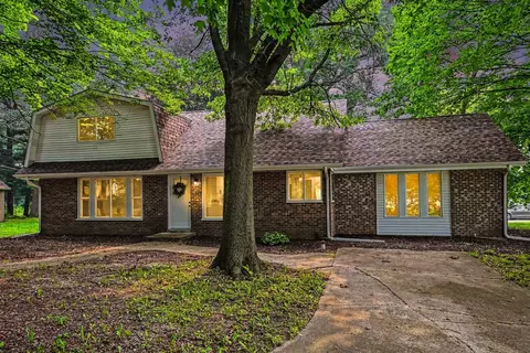 1141 W 300, La Porte, IN 46350