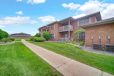 Other - 9810 Wildwood Cir #2C, Munster, IN 46321 photo 4 of 4