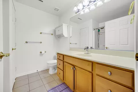 Bath - 9810 Wildwood Cir #2C, Munster, IN 46321 photo 3 of 3