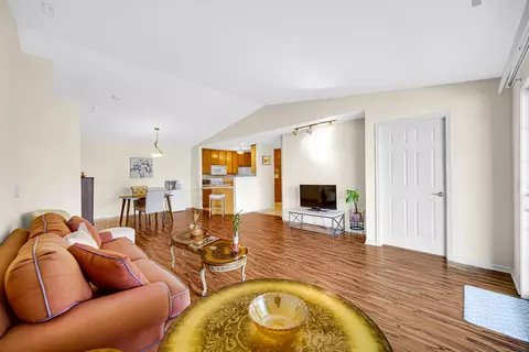 Living - 9810 Wildwood Cir #2C, Munster, IN 46321 photo 1 of 1