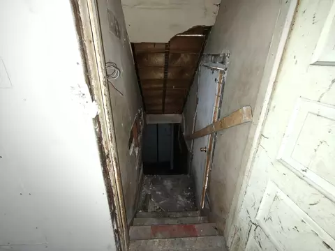 Entry Way - 216 Ellsworth St, Gary, IN 46404 photo 6 of 6