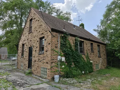 Exterior - 840 E 44th Pl, Gary, IN 46409 photo 5 of 7