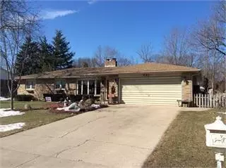 601 Black Oak Dr, Trail Creek, IN 46360