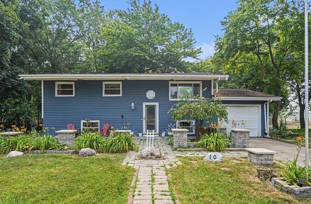 106 Crestwood Dr, Michigan City, IN 46360