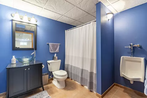 Bath - 673 Davis Cir, Crown Point, IN 46307 photo 6 of 6