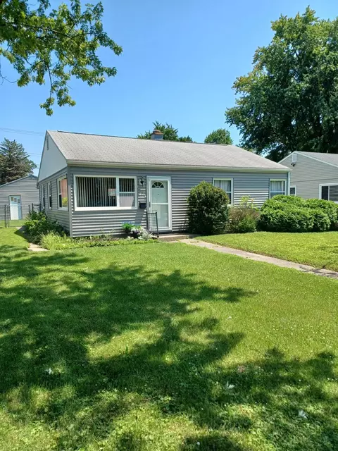 329 N Virginia St, Hobart, IN 46342