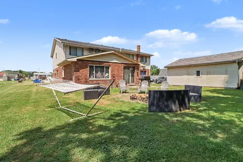 Exterior - 12 Maxwell St, Hebron, IN 46341 photo 3 of 6