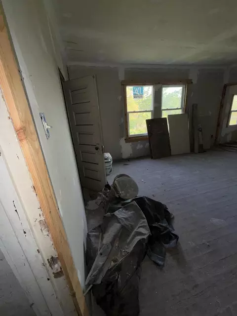 265 Harrison St, Gary, IN 46402 photo 4