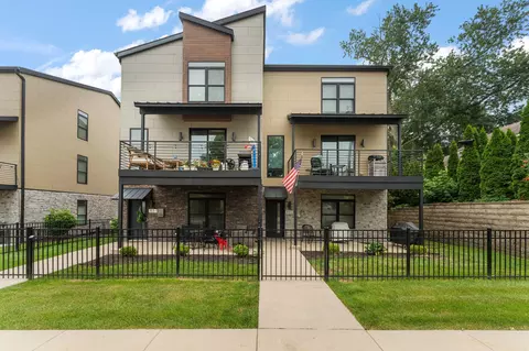 153 Morgan Blvd #1, Valparaiso, IN 46383