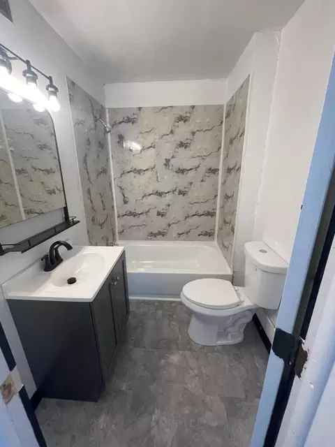 Bath - 308 E John St, Knox, IN 46534 photo 1 of 1