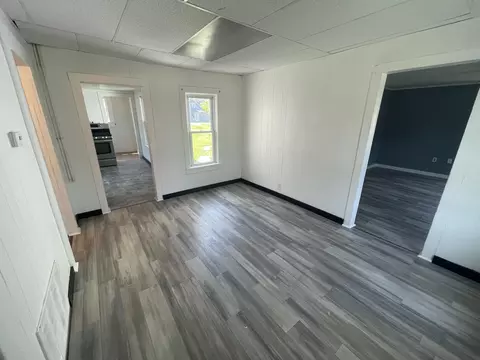 Living - 308 E John St, Knox, IN 46534 photo 1 of 3