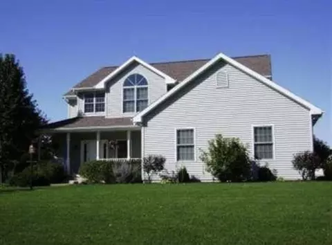 3307 N Hickory Ct, Warsaw, IN 46582