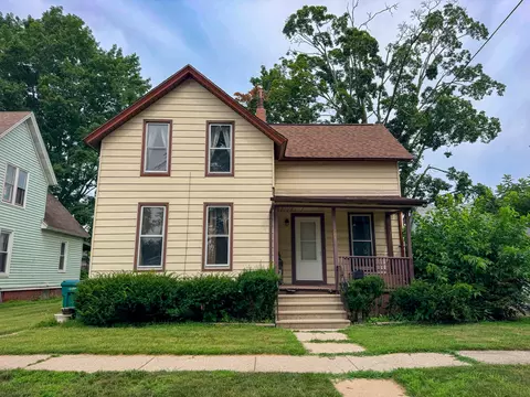 205 Clayton St, La Porte, IN 46350