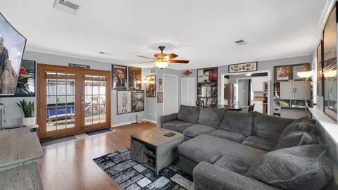 Living - 541 N Lindberg St, Griffith, IN 46319 photo 1 of 4
