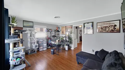Living - 541 N Lindberg St, Griffith, IN 46319 photo 4 of 4