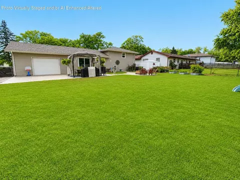 Exterior - 9375 Roosevelt Pl, Crown Point, IN 46307 photo 5 of 7