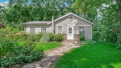 8948 N 500, Rolling Prairie, IN 46371