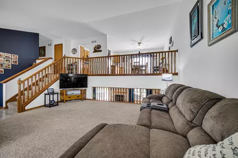 Living - 8735 E 124th Pl, Crown Point, IN 46307 photo 3 of 6