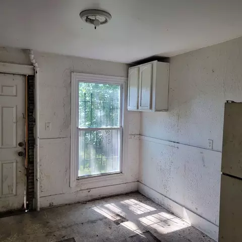 750 Van Buren St, Gary, IN 46407 photo 3