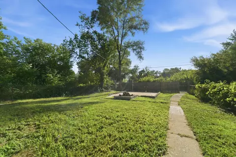 Exterior - 2650 Monroe St, Gary, IN 46407 photo 6 of 6