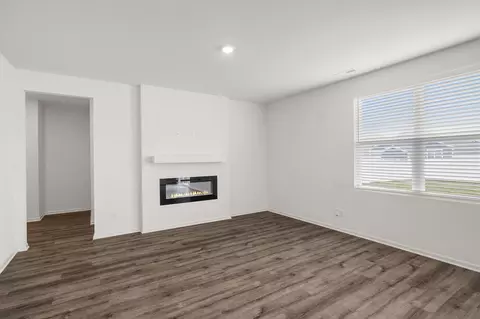 Living - 10334 Morse Pl, Saint John, IN 46373 photo 2 of 3