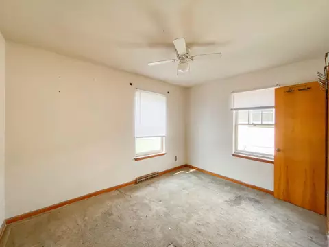 Bedroom - 808 E 44th Pl, Gary, IN 46409 photo 2 of 2