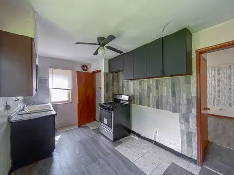 Kitchen - 808 E 44th Pl, Gary, IN 46409 photo 2 of 2