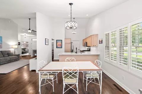 Dining - 1737 Windfield Dr, Munster, IN 46321 photo 2 of 2