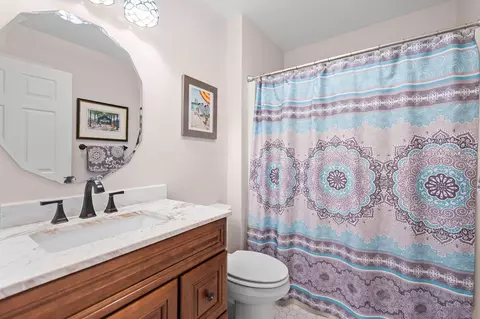 Bath - 1737 Windfield Dr, Munster, IN 46321 photo 2 of 2