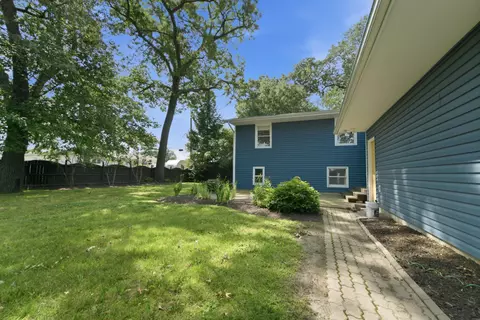 Exterior - 235 N True St, Griffith, IN 46319 photo 4 of 9