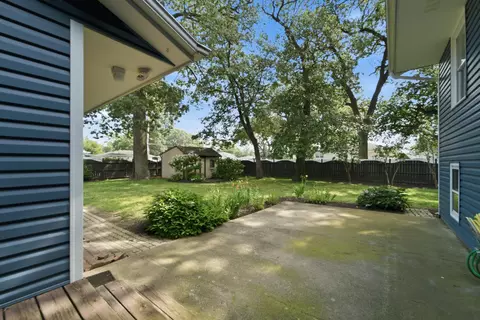 Exterior - 235 N True St, Griffith, IN 46319 photo 5 of 9
