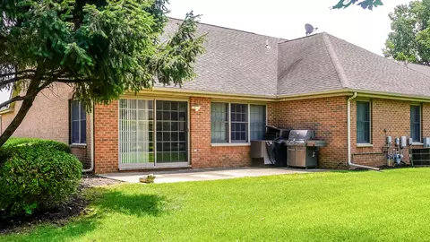 Exterior - 1832 Windfield Dr, Munster, IN 46321 photo 4 of 4