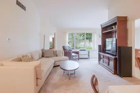 Living - 1832 Windfield Dr, Munster, IN 46321 photo 1 of 2