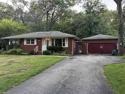 Exterior - 2410 Old Hobart Rd, Gary, IN 46405 photo 2 of 3