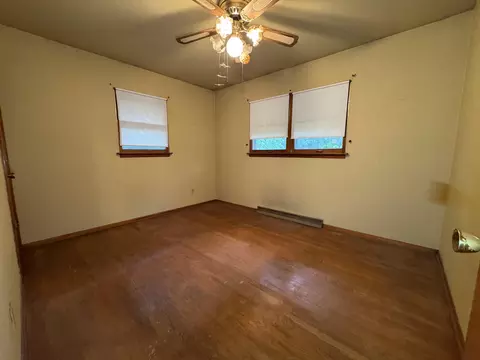 Bedroom - 2410 Old Hobart Rd, Gary, IN 46405 photo 3 of 3