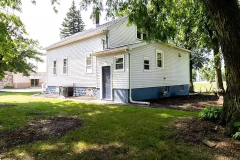 Exterior - 1517 Jennings St, Gary, IN 46404 photo 4 of 10