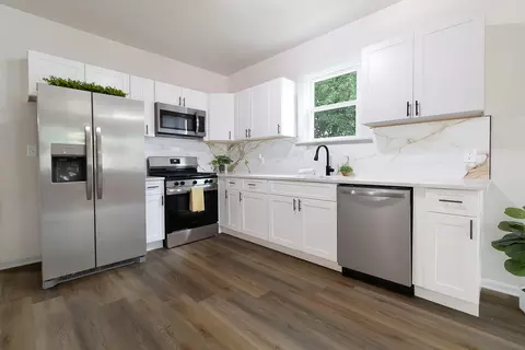 Kitchen - 1517 Jennings St, Gary, IN 46404 photo 1 of 7