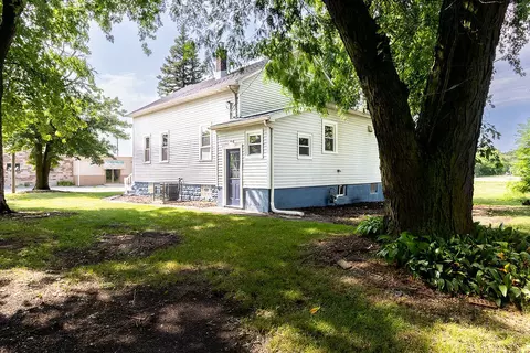 Exterior - 1517 Jennings St, Gary, IN 46404 photo 6 of 10