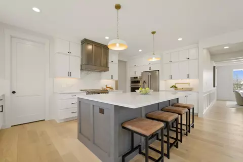 Kitchen - 8450 W 105th Ave, Saint John, IN 46373 photo 3 of 6