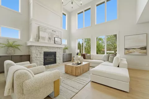 Living - 8450 W 105th Ave, Saint John, IN 46373 photo 1 of 5