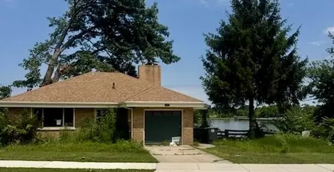 28 E 3rd St, Hobart, IN 46342