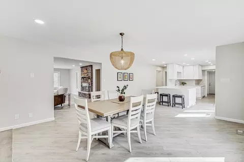 Dining - 22 Crismar Rd, Ogden Dunes, IN 46368 photo 3 of 3