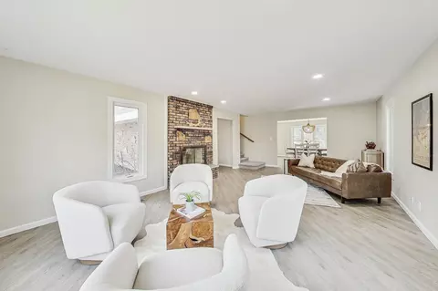Living - 22 Crismar Rd, Ogden Dunes, IN 46368 photo 1 of 1