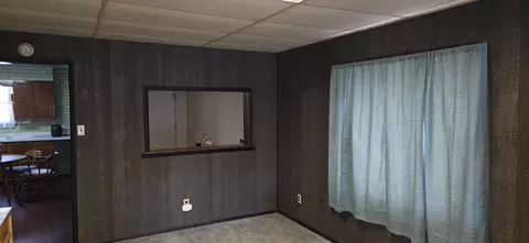 Living - 1539 Roberts Ave, Whiting, IN 46394 photo 1 of 2